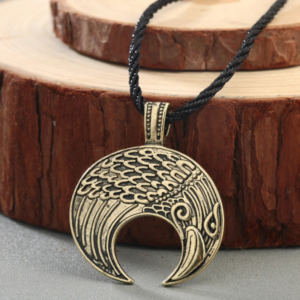 Collier Lunaire de Faucon Freya