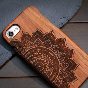 Coque iPhone 100% bois "Mandala"