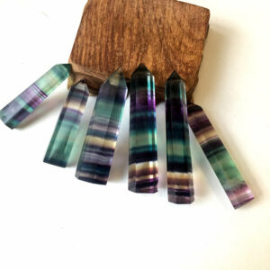 Pointe de Fluorite multicolore