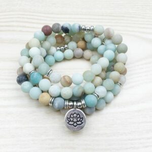 Bracelet ou collier Mâlâ "Lotus" en Amazonite