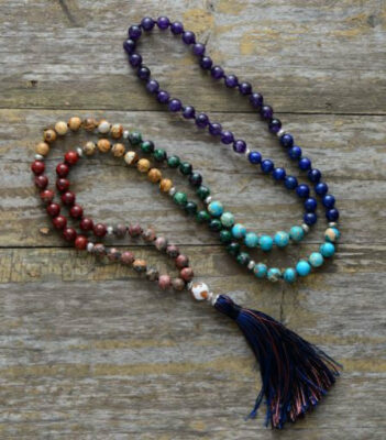 Collier Mâlâ "Énergie et Guérison des 7 Chakras"