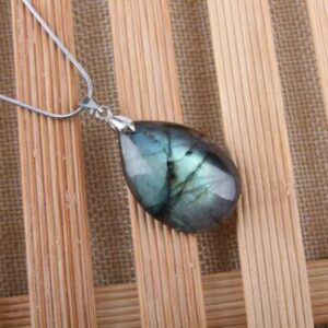 Collier et Pendentif Labradorite