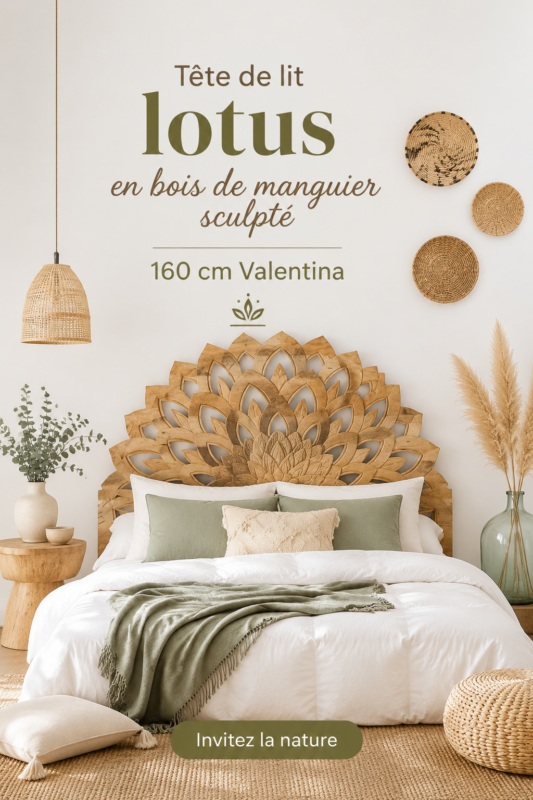 Tête de lit lotus en bois de manguier dans une chambre cosy